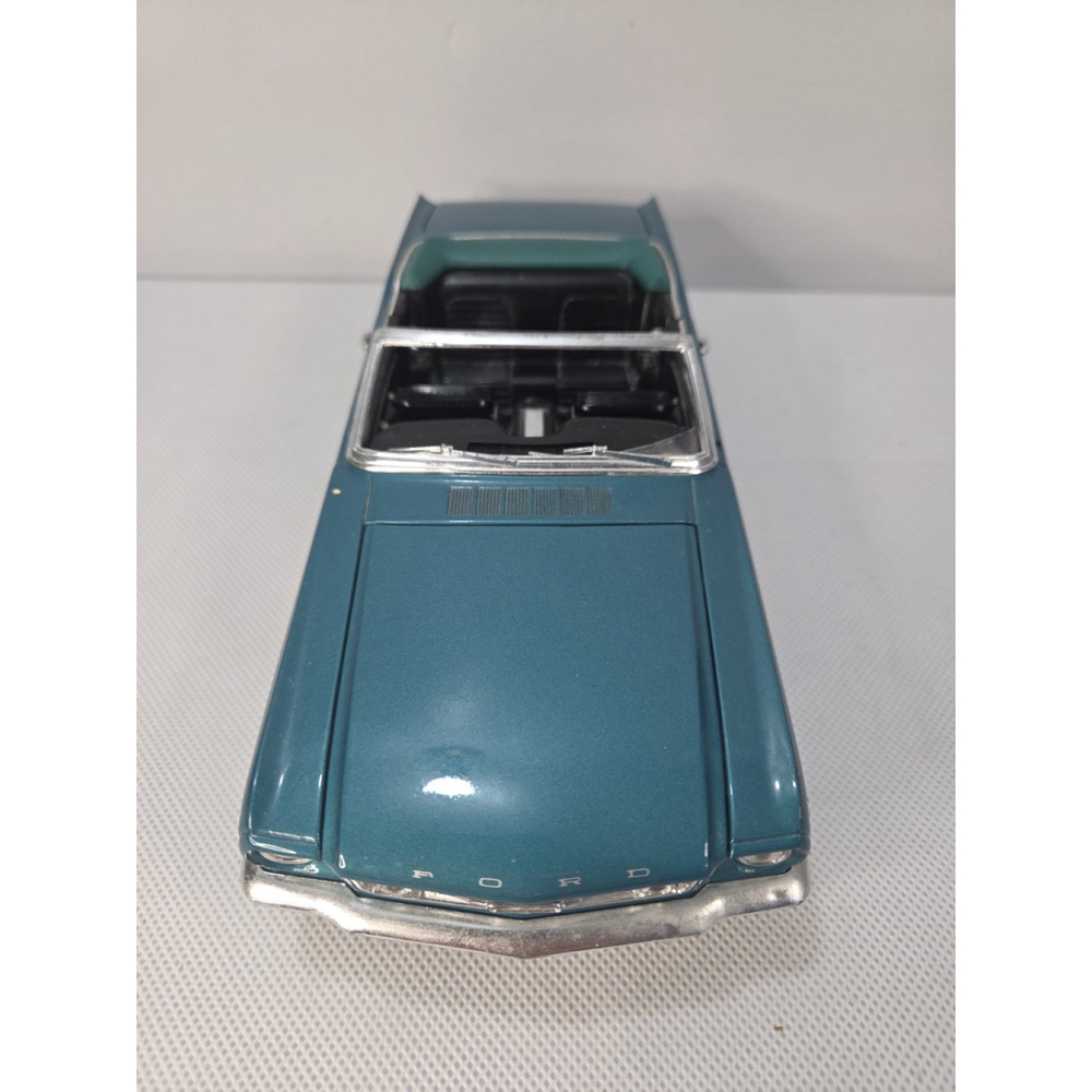 Ford Mustang 1964 1/2 MIRA Made In Spain SEE PHOTO Used - Picture 2 of 7